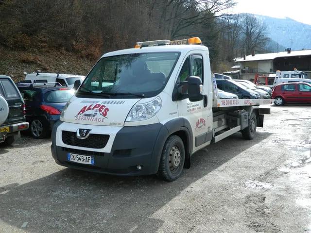 garage-thiollay-peugeot-montriond-alpes-depannage-1.jpg