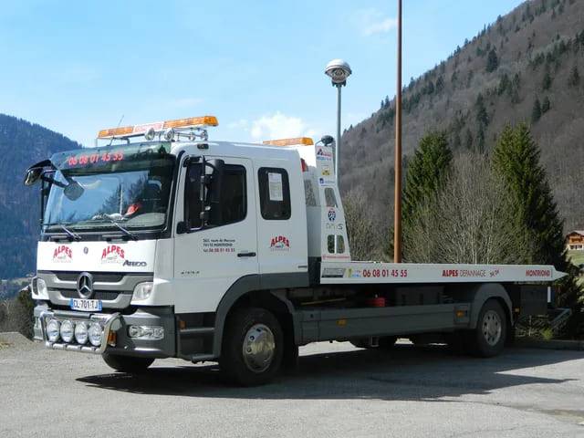 garage-thiollay-peugeot-montriond-alpes-depannage-2.jpg