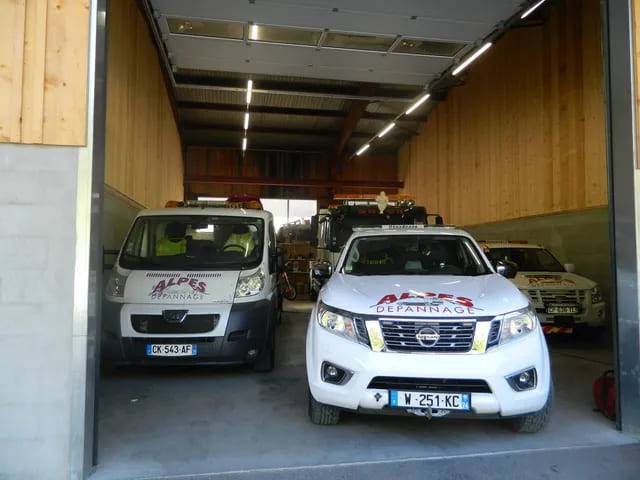 garage-thiollay-peugeot-montriond-alpes-depannage-8.jpg